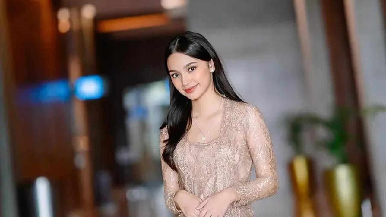 Gaya Anak Cut Tary Wisuda SMA Jadi Sorotan, Model Kebayanya Anggun Memesona