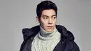 “Setahu saya, saat ini kondisi Kim Woo Bin semakin membaik dari keadaan sebelumnya. Bahkan aku berharap dia akan segera kembali membaik,” ungkap Hong Jong Hyun. (Instagram/actorkimwoobin)