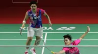 Apriyani Rahayu yang bersama Greysia Polii merebut medali emas Olimpiade Tokyo 2020 lalu akhirnya mulai dimainkan berpasangan dengan Siti Fadia Silva Ramadhanti sejak SEA Games Vietnam 2021, bulan Mei lalu. (Bola.com/Ikhwan Yanuar)