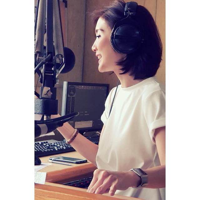 6 Potret Susan Tanoe Penyiar Radio Yang Jadi Pacar Baru Ello Showbiz Liputan6 Com