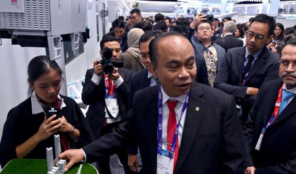 Selain itu, relawan juga melaporkan soal perkembangan Pilpres 2024.