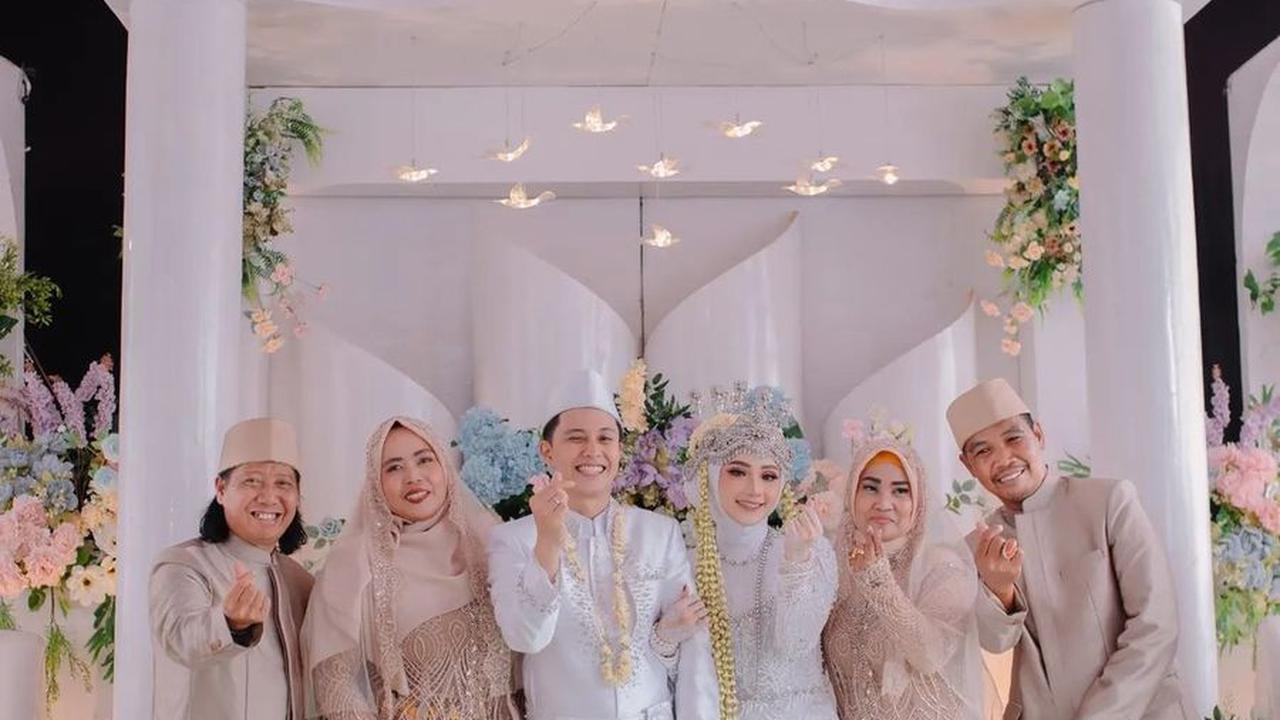 Mastur Menjadi Saksi Pernikahan Putranya<br>
