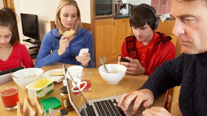 (c) shutterstock.com