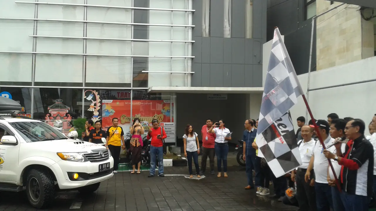 Touring Rutin Toyota Fortuner Club Of Indonesia Disambut di Bali