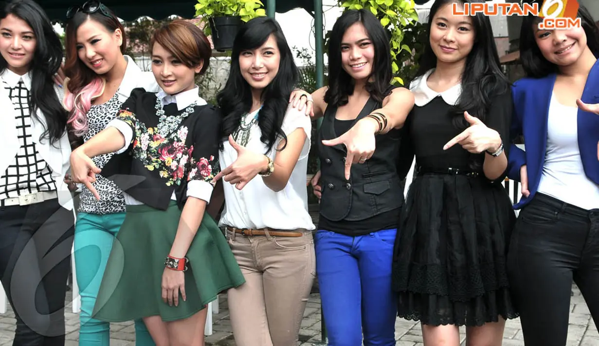 Merasa dirugikan dan sudah tak sejalan lagi menjadi alasan girlband 7icons hengkang dari manajemen yang selama ini menaungi mereka. (Liputan6.com/Faisal R. Syam)