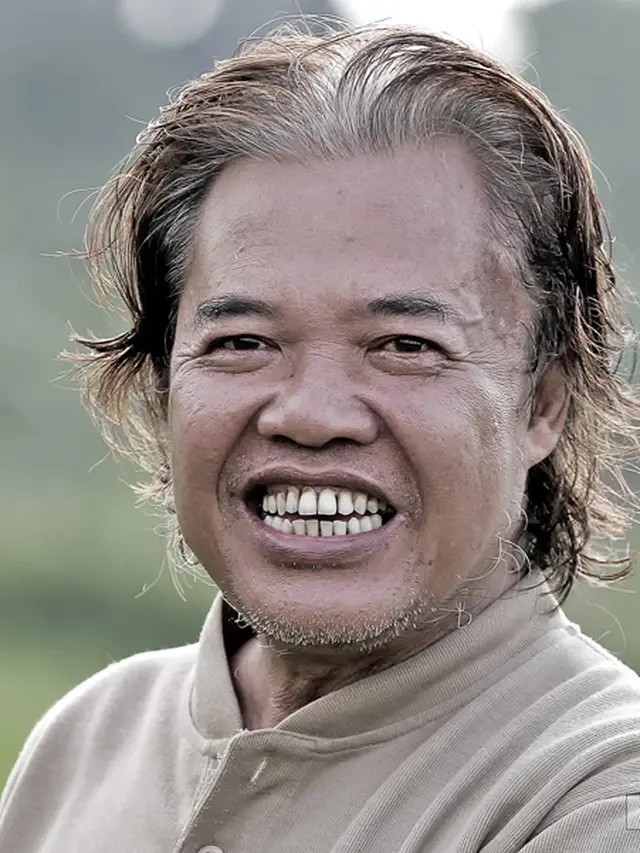 [Bintang] Arswendo Atmowiloto