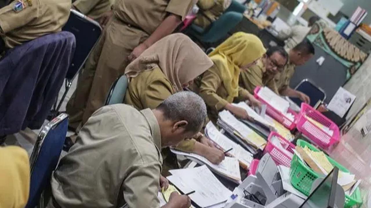 "Soal tukin ini jadi perhatian kita, fokus reformasi birokrasi berdampak, yaitu terkait penanganan kemiskinan, investasi, penanganan inflasi di daerah, dan digitalisasi," kata Anas.