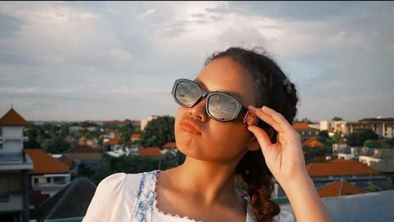 Dulu Menggemaskan, Potret Terbaru Romaria Simbolon Adik Bastian Steel yang Kini Makin Cantik & Sudah Remaja
