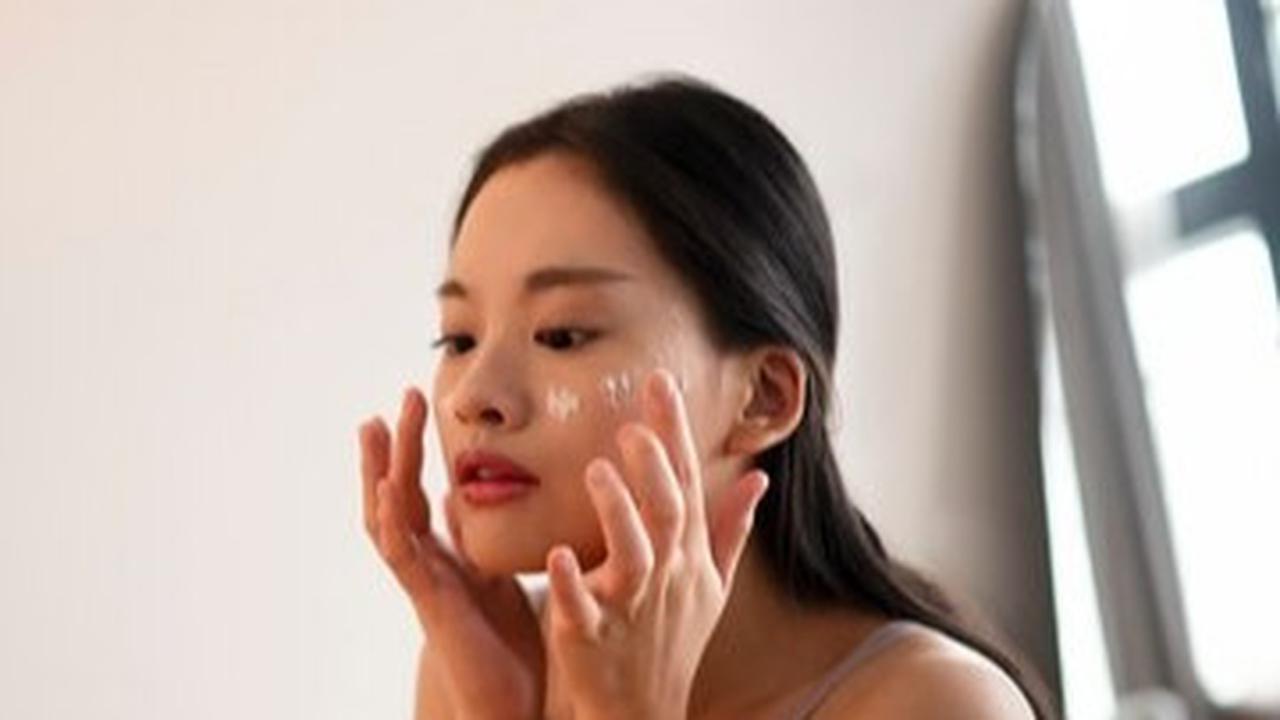 tahapan skincare agar kulit awet muda