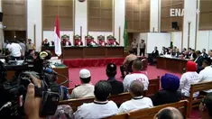 Sidang Ahok, menghadirkan 7 orang saksi yang meringankan terdakwa Basuki Tjahaja Purnama dalam kasus dugaan penistaan agama