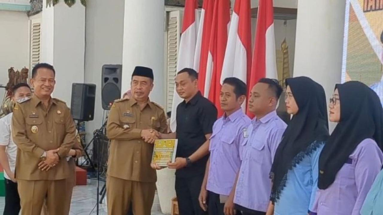 Tahukah Anda Total Rp1,75 Juta? Pemkab Madiun Salurkan BLT DBHCHT untuk 2.424 Buruh dan Petani Tembakau