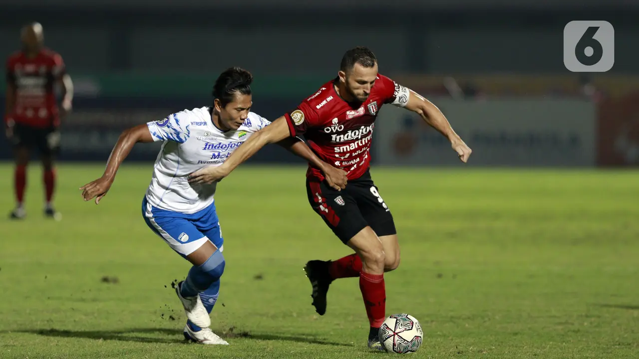 FOTO: Persib Ditahan Imbang 10 Pemain Bali United di BRI Liga 1