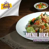 Kangen sama makanan kaki lima? Yuk, bikin kwetiaw sebagai menu buka puasa hari ini! (Fotografer: Bambang E. Ros/DI: M. Iqbal Nurfajri/Chef: Arum Sari)