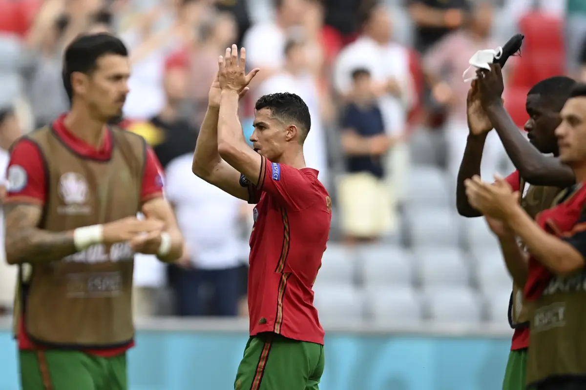Ekspresi Ronaldo Usai Dibantai Jerman