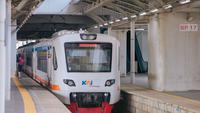 Pemotor Tewas Tertabrak KA Bandara di Kalideres