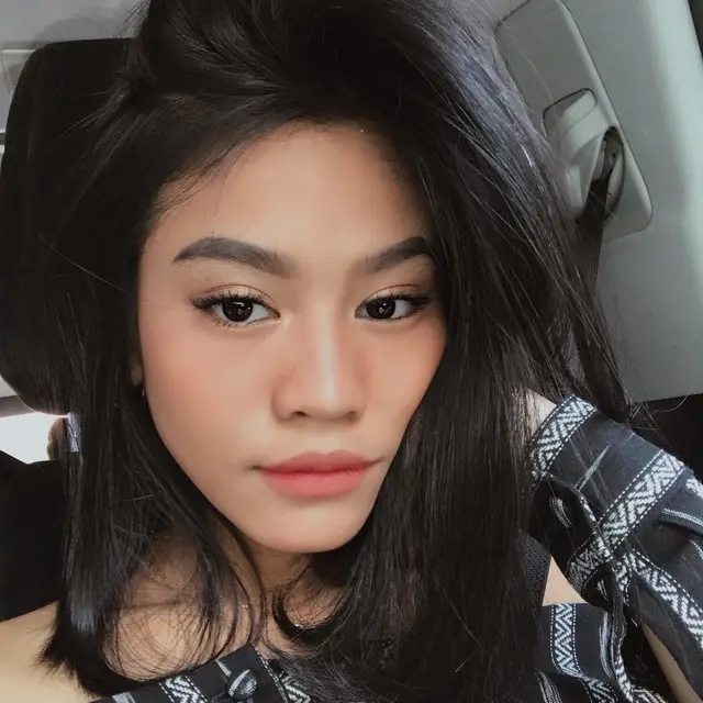 [Fimela] Elita Yulianti, adik Ririn Ekawati