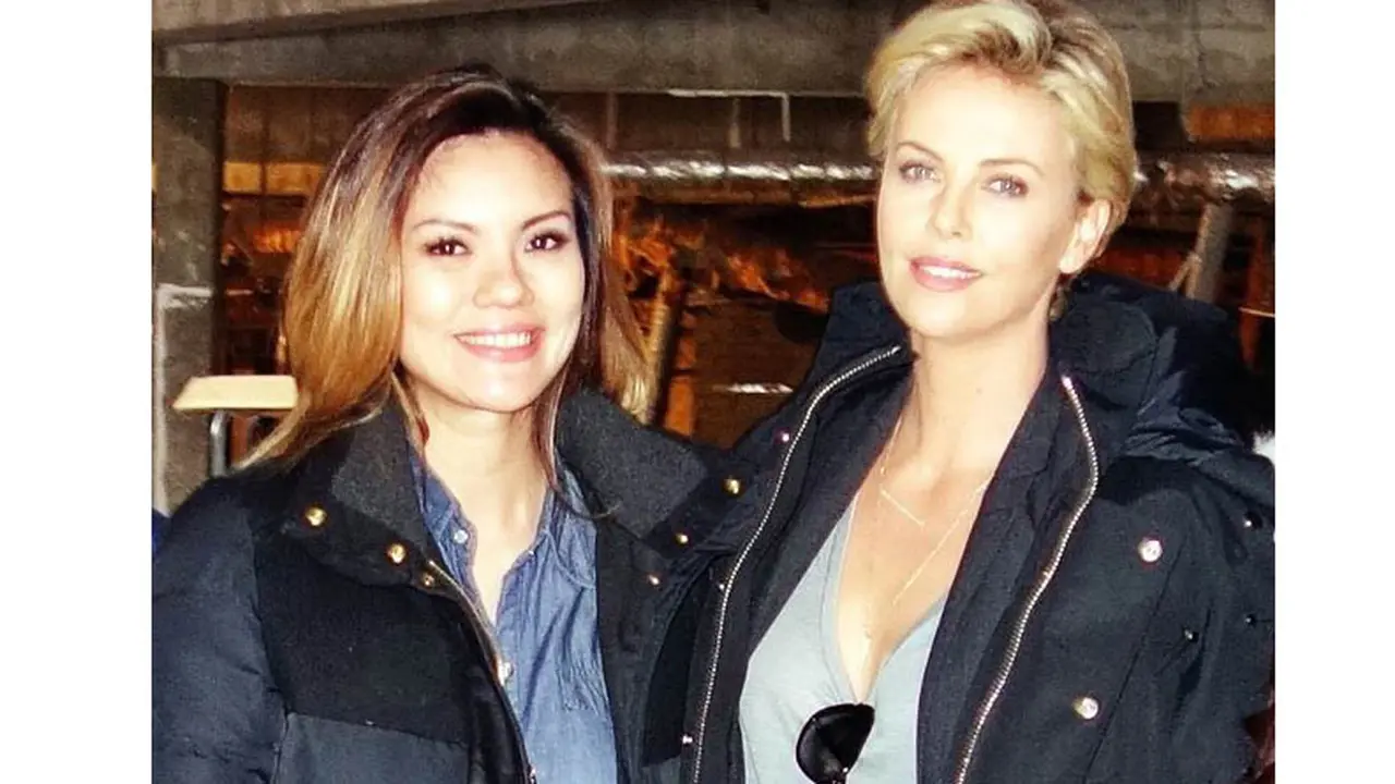 Begini Perasaan Aline Adita Syuting Bareng Charlize Theron
