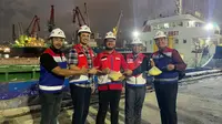 PT Pertamina Patra Niaga Subholding Commercial &amp; Trading (SH C&amp;T) Region Jawa Bagian Barat (JBB) perdana menjual produk sulfur granular sebanyak 2.800 Metrik Ton (MT) ke PT South Pasific Viscose. (Dok Pertamina)