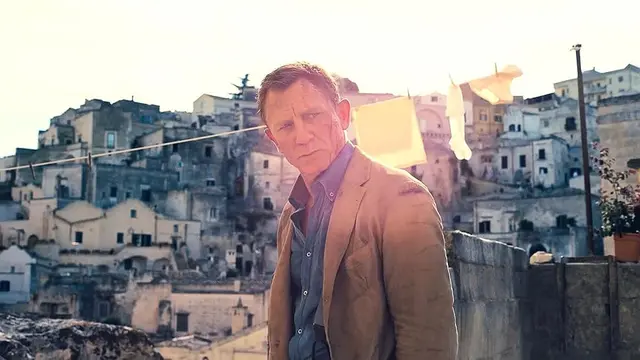 No Time to Die (2021)
