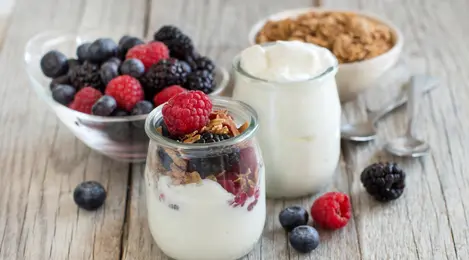 Cek Manfaat Yogurt Untuk Wajah Berjerawat 