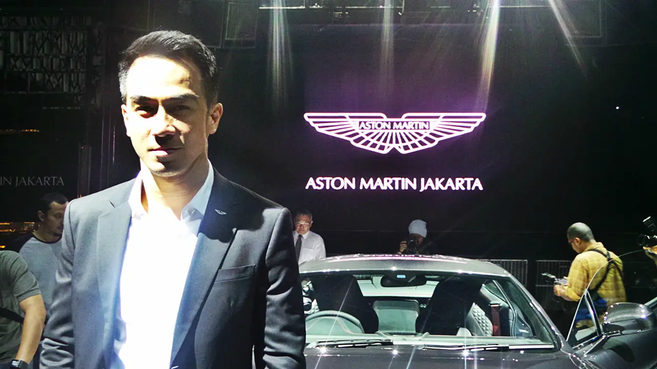 Apa Komentar Joe Taslim Soal Aston Martin Vanquish 