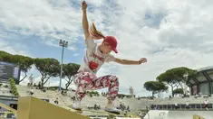 Kotone Nishimura, dari Jepang, berlaga di Kejuaraan Dunia Skateboard Jalanan, ajang kualifikasi untuk Olimpiade Tokyo, di Roma, Italia (2/6/2021). Roma telah dipilih untuk menjadi tuan rumah Kejuaraan Dunia Skateboard Jalanan, yang akan menjadi ajang kualifikasi untuk Olimpiade Tokyo 2020. (Fabrizio