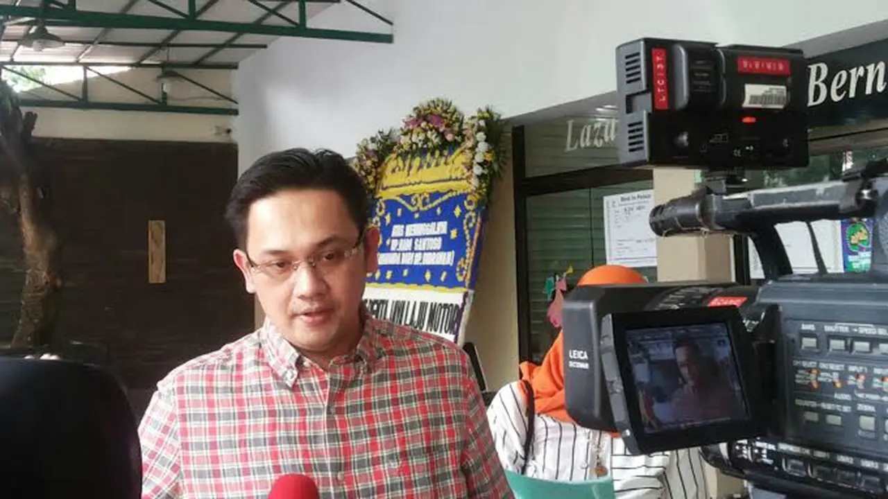 Alasan Farhat Abbas Tuntut Harta Nia Daniati