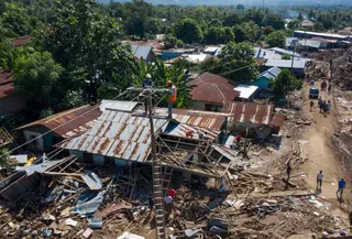 Pemerintah bersama BUMN mempercepat pemulihan listrik, BBM, dan jaringan komunikasi bagi masyarakat terdampak Gempa NTT. (Foto: istimewa)