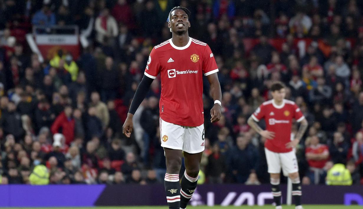Bak jatuh tertimpa tangga. Setelah tertinggal 0-5, MU malah harus bermain dengan 10 orang. Paul Pogba, yang baru masuk di babak kedua, mendapat kartu merah langsung. (AP Photo/Rui Vieira)