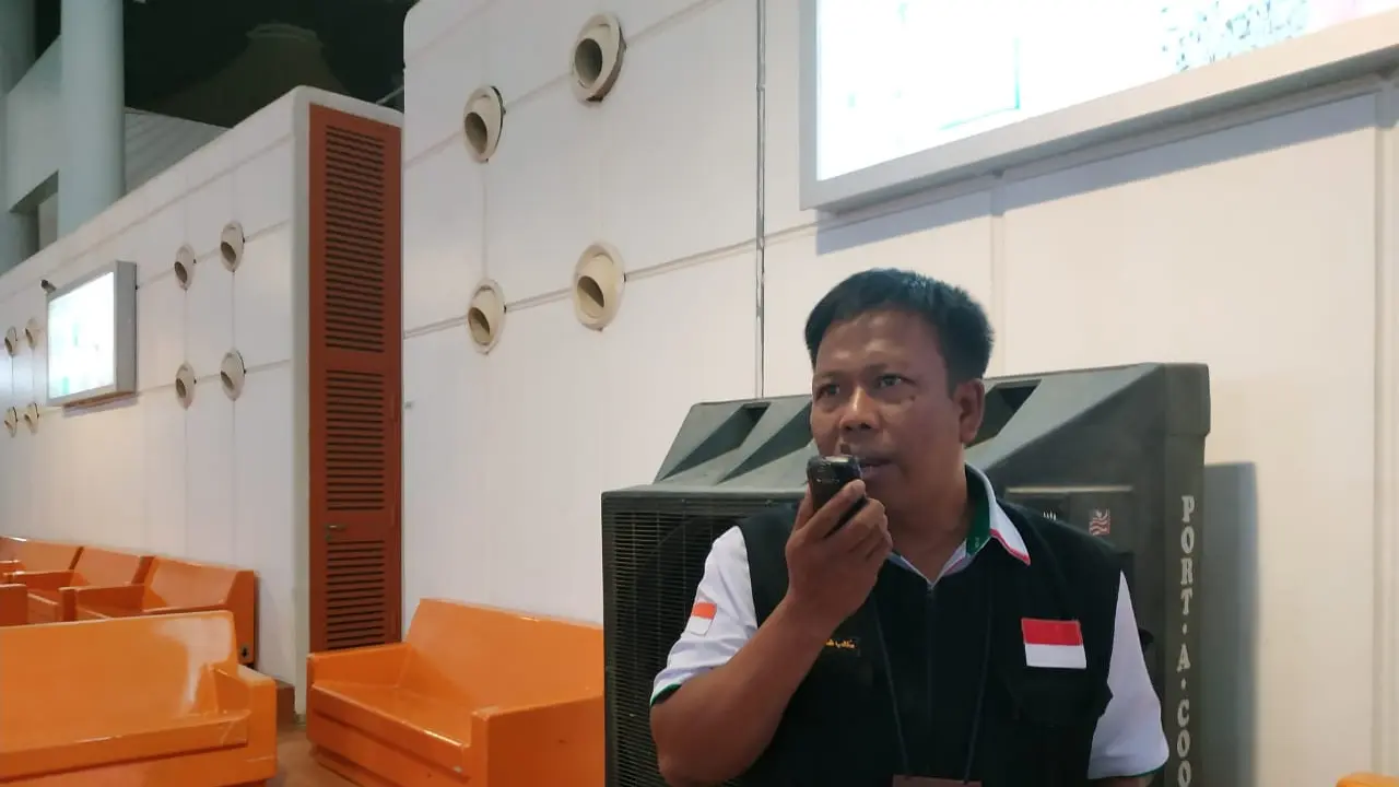 Petugas Haji Holis Tomin asal Madura. Liputan6.com/MCH