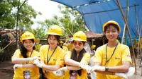 Semangat Ratusan Pemuda Gotong-royong Bangun Rumah untuk Keluarga Berpenghasilan Rendah