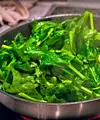 Trik Memasak Sayur Hijau agar Tidak Cepat Menghitam/Photo by Konstantinos Papadopoulos on Unsplash