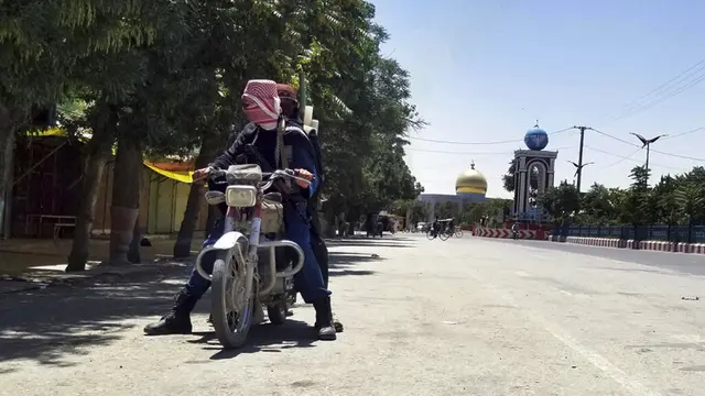 FOTO: Rebut Kota Ghazni, Taliban Makin Dekati Ibu Kota Afghanistan