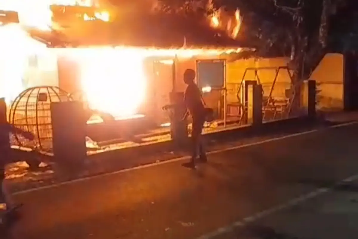 Kebakaran Hebat Posyandu di Cibadak Sukabumi, Layanan Kesehatan Warga Terganggu
