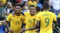 Neymar dan Gabriel Jesus adalah kunci kemenangan 6-0 Brasil atas Honduras di semifinal Olimpiade 2016 Rio de Janeiro. (Reuters)