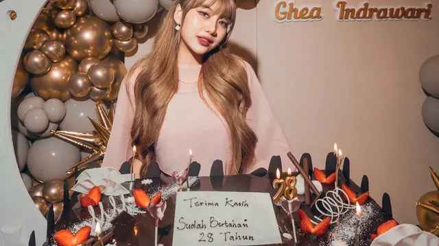 Ghea Indrawari Saat Rayakan Ulang Tahun ke-28. [@gheaindrawari]