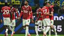 AC Milan sukses membungkam Inter Milan dengan skor 2-1 dalam laga bertajuk Derby della Madonnina. (Gabriel BOUYS/AFP)