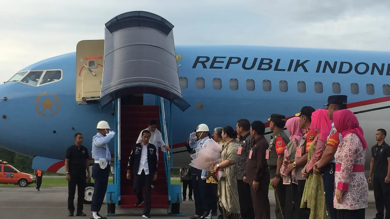 Presiden Joko Widodo atau Jokowi melakukan kunjungan kerja ke Kendari Sulawesi Tenggara, Jumat (1/3/2019).