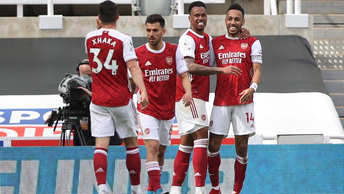 Hasil Liga Inggris : Arsenal Lumat Newcastle - Bola ...