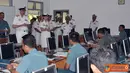 Citizen6, Surabaya: Sebelum mengunjungi Labsa, CN RAN diterima Komandan Kobangdikal Laksamana Muda TNI Djoko Teguh Wahojo di Loby Utama Ki Hadjar Dewantara, Mako Kobangdikal. (Pengirim: Penkobangdikal)