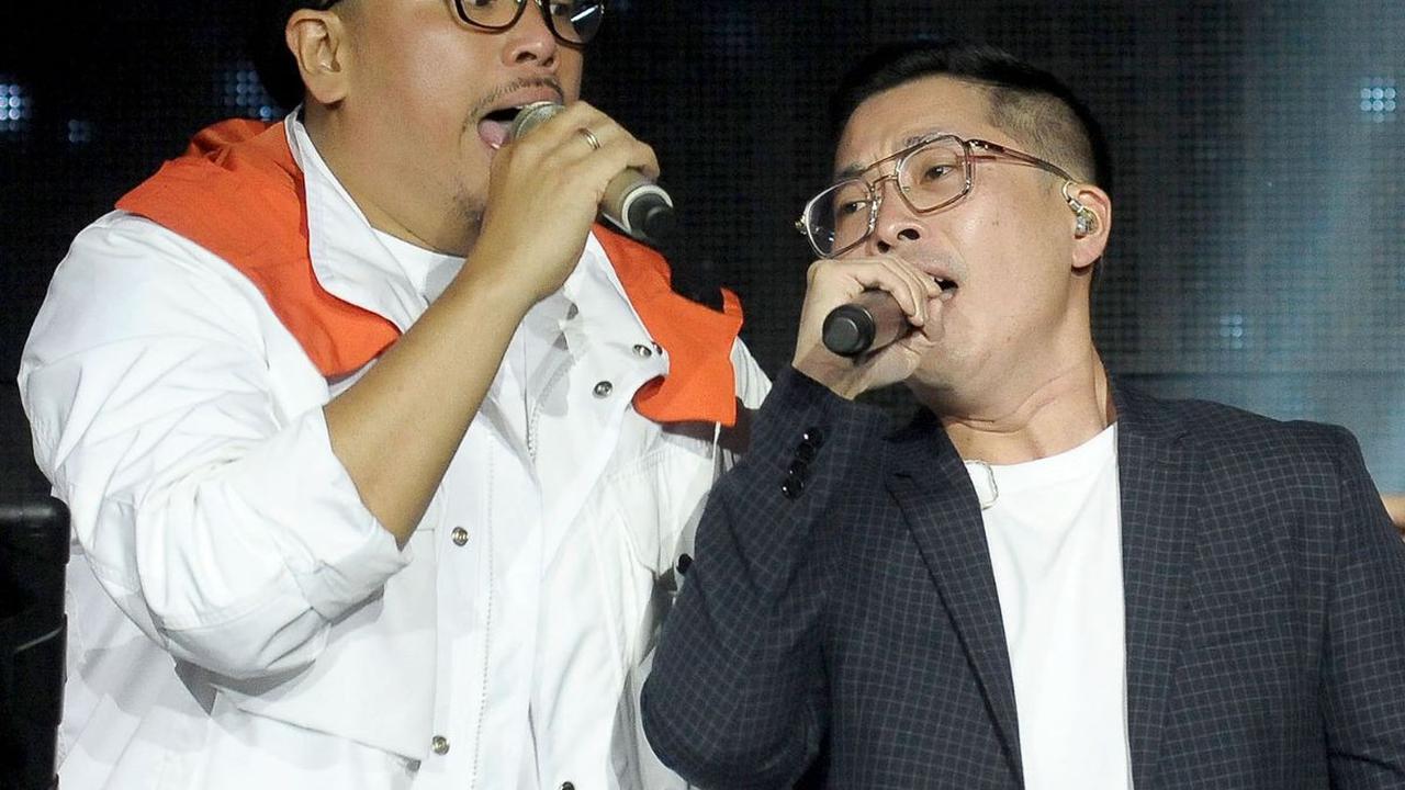 Grup musik Kerispatih dan mantan vokalisnya, Sammy Simorangkir tampil dalam acara bertajuk Konser Gen-P Generasi Pesta, di Bengkel Space, kawasan SCBD, Jakarta Pusat, pada Selasa (2/8/2023) malam. Konser spesial ini sukses mengajak para penggemar untuk be