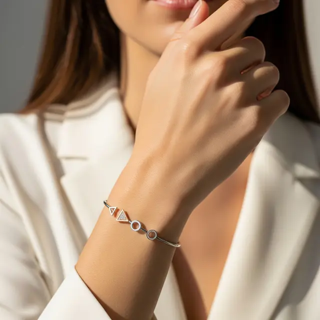 Model Gelang Simple tapi Terlihat Mahal dan Elegan Terbaru (Image by Gemini AI)