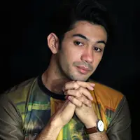 Untuk mendukung penampilannya yang unik dalam film bergenre komedi tersebut, Reza rela di make over selama dua jam lebih. (Adrian Putra/Bintang.com)