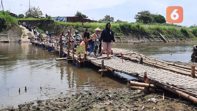 Jembatan Sasak jadi Jalur Alternatif Pemotor Usai jembatan Mojo Ditutup