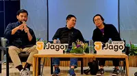Head of Customer Research &amp; Experience&nbsp;Bank&nbsp;Jago Fikri Tegar Devaas Sulistiyaji (kiri), Head of Treasury and Financial Institution Bank Jago Yoyo Cahyadi (tengah) dan Head of Sharia Business Bank Jago Waasi Sumintardja (kanan). (Dok Bank Jago)
