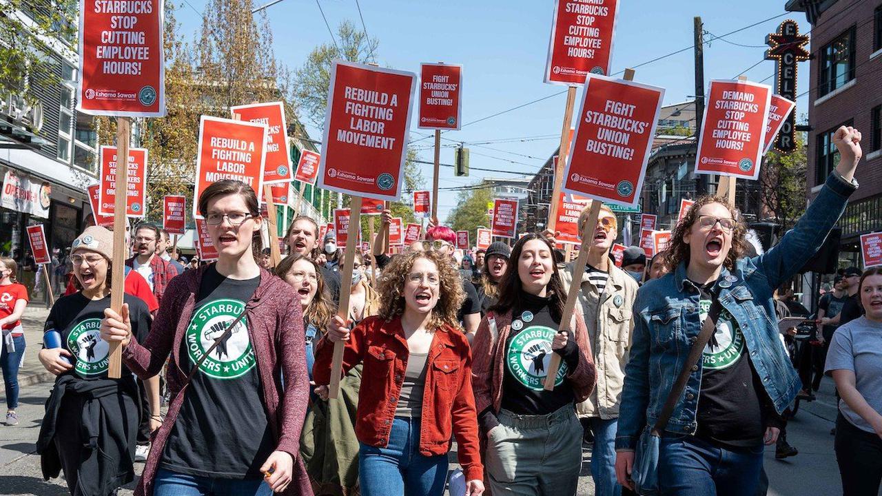 Starbucks Red Cup Day 2025: Free Cup Promo Marked by Employee Strike
