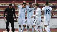 Timnas Argentina meraih kemenangan 2-1 atas Bolivia pada laga kedua kualifikasi Piala Dunia 2022 zona Amerika Selatan di Estadio Hernando Siles, La Paz, Rabu (14/10/2020). (Juan KARITA / POOL / AFP)