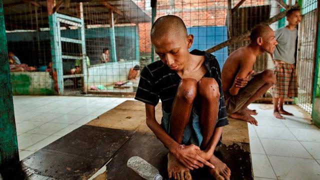 Potret Pilu Korban Pasung di Indonesia
