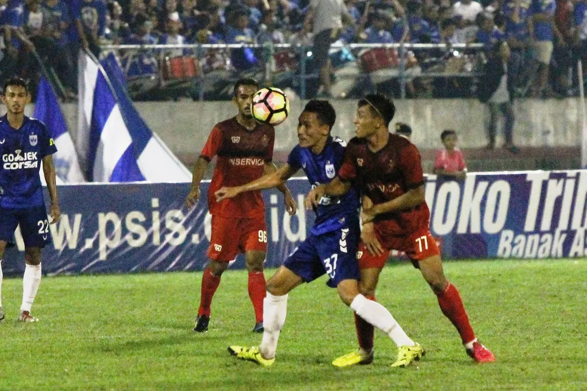 Ruud Gullit PSIS Semarang
