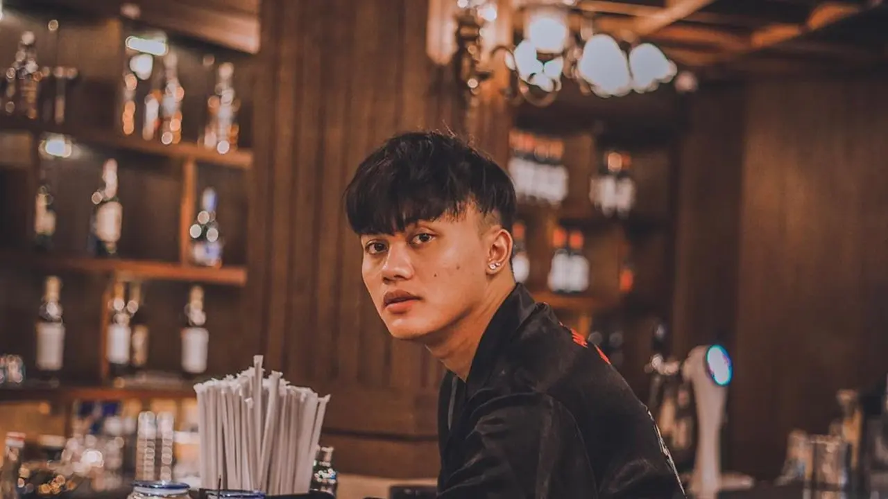 [Fimela] Rizky Febian
